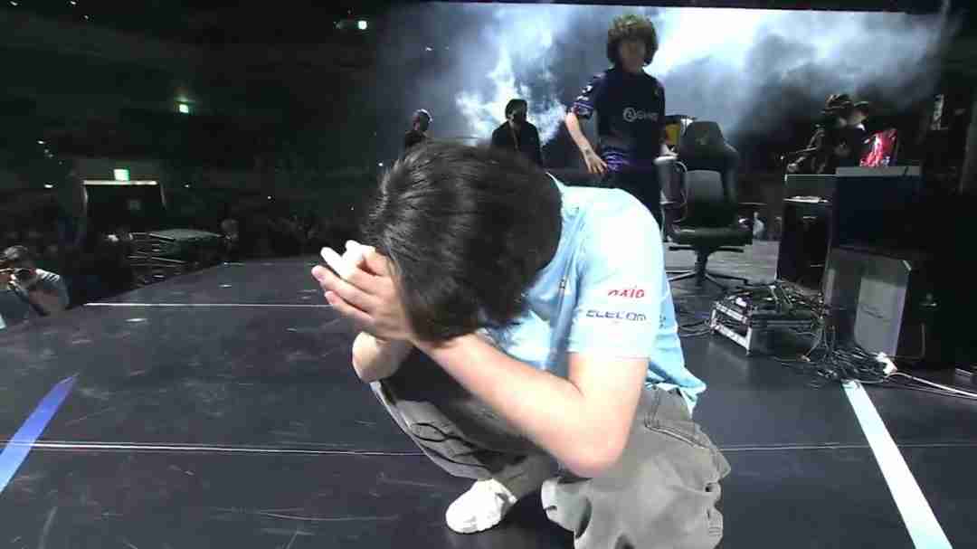 《街头霸王》第11届Capcom杯：日本选手夺冠获100万美元15岁神童获亚